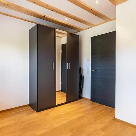 Kapellenhof مزرعة للإقامة تيبرغ